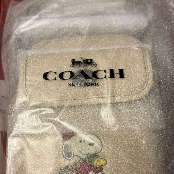 Coach X Peanuts Heritage Crossbody With Snoopy Motif NWT PRICE FIRM - Picture 5 of 6